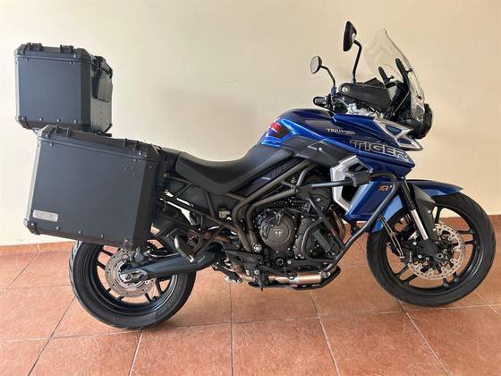 TRIUMPH TIGER 800 XRX 